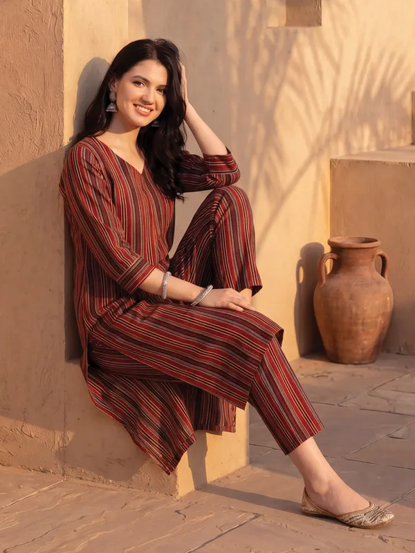 Multicolor_Printed_Pure_Cotton_Kurta_Trouser_Set