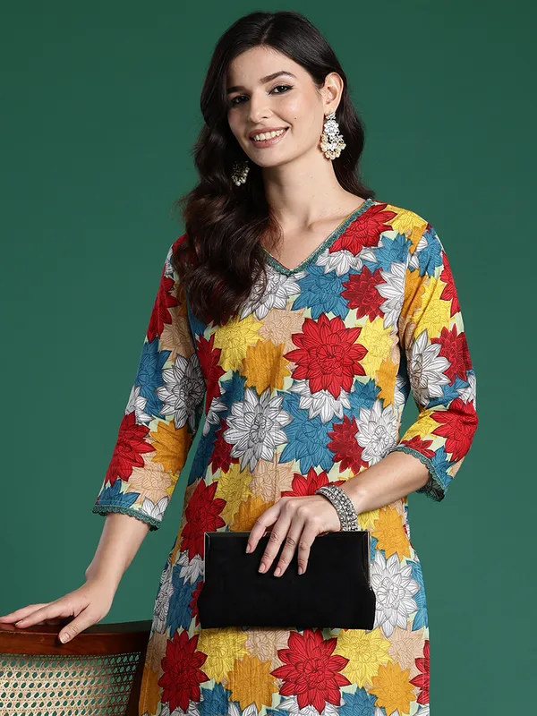 Multicolor_Printed_Pure_Cotton_Kurta_Trouser_Set