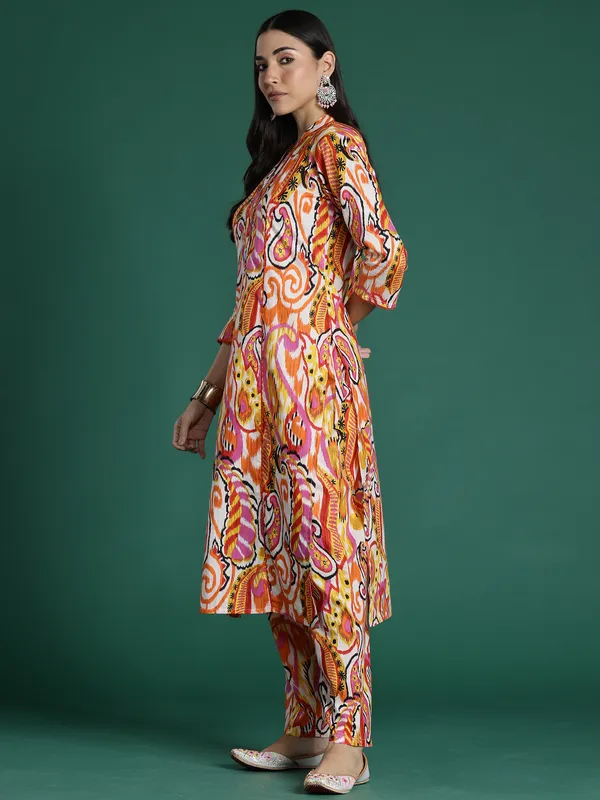 Multicolor_Printed_Pure_Cotton_Kurta_Trouser_Set