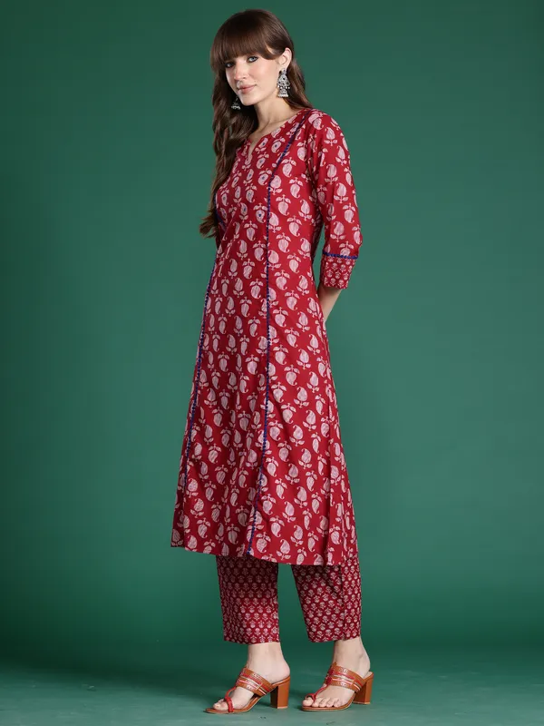 Maroon_Printed_Pure_Cotton_Kurta_Trouser_Set