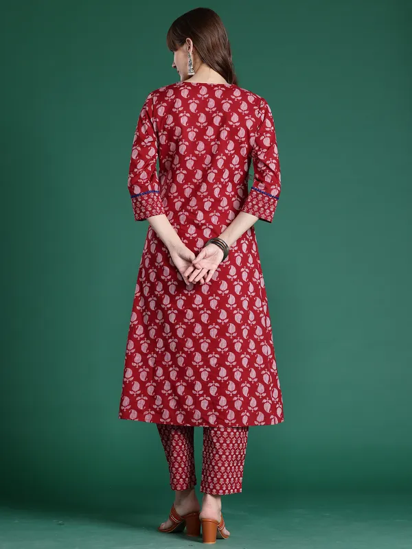 Maroon_Printed_Pure_Cotton_Kurta_Trouser_Set