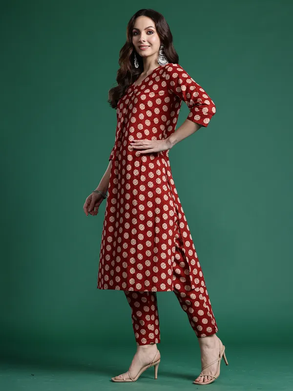 Maroon_Printed_Pure_Cotton_Kurta_Trouser_Set