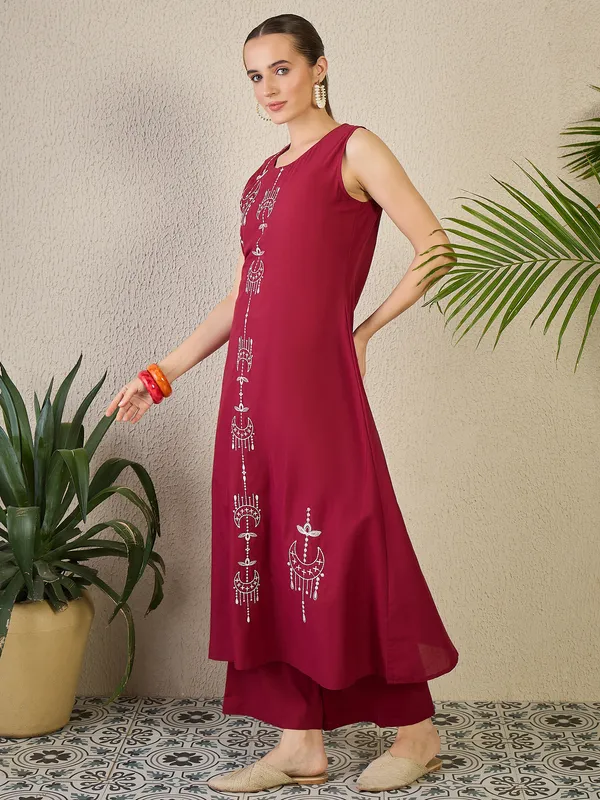 Maroon_Embroidered_Pure_Cotton_Kurta_Trouser_Set