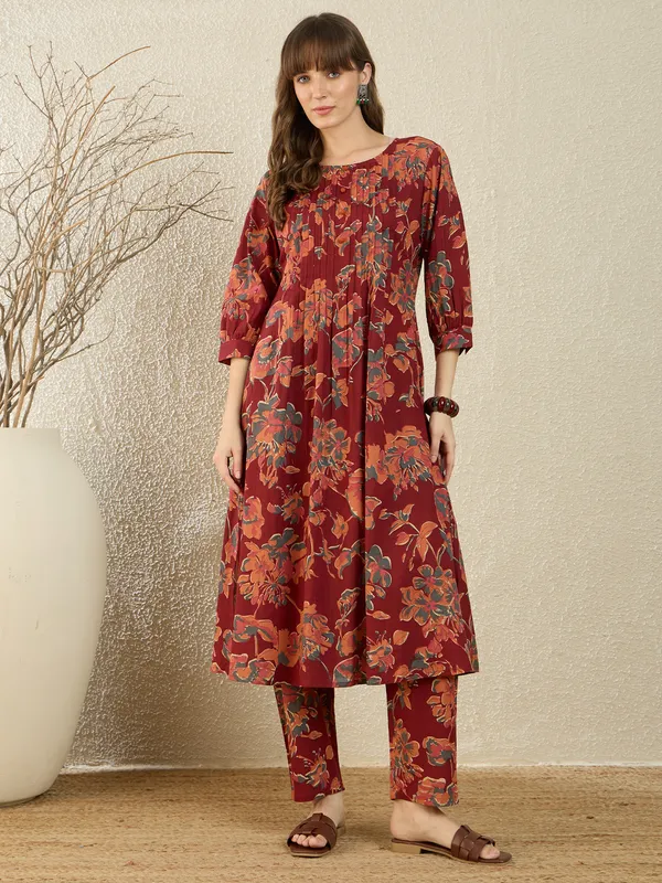 Maroon_Printed_Pure_Cotton_Kurta_Trouser_Set