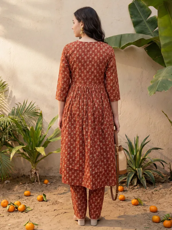 Maroon_Printed_Pure_Cotton_Kurta_Trouser_Set