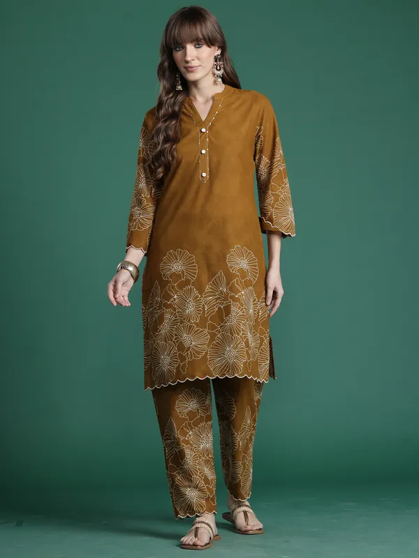 Mustard_Printed_Pure_Cotton_Kurta_Trouser_Set