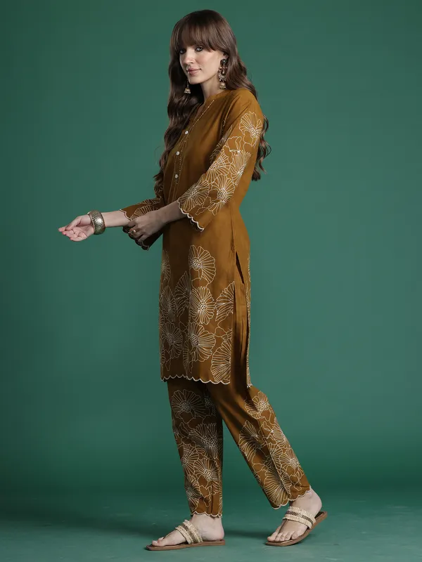 Mustard_Printed_Pure_Cotton_Kurta_Trouser_Set