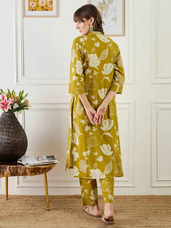 Mustard_Printed_Pure_Cotton_Kurta_Trouser_Set