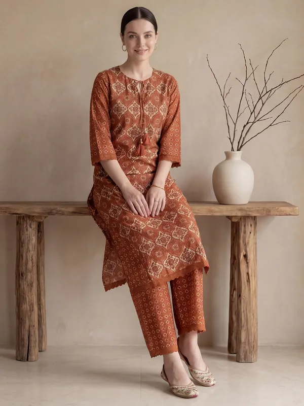 Mustard_Printed_Pure_Cotton_Kurta_Trouser_Set