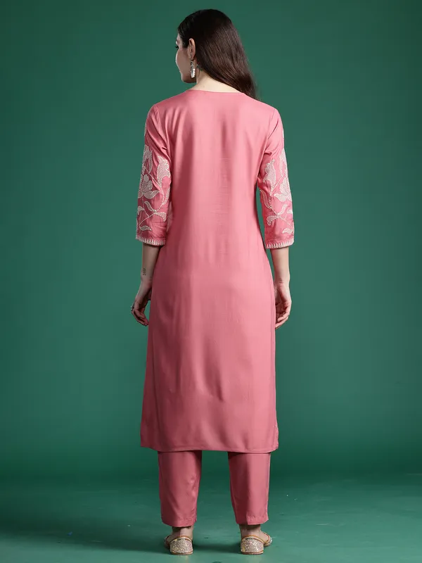 Mauve_Embroidered_Pure_Cotton_Kurta_Trouser_Set