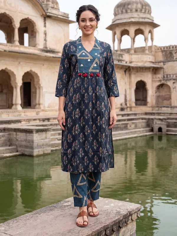 Navy_Blue_Printed_Pure_Cotton_Kurta_Trouser_Set