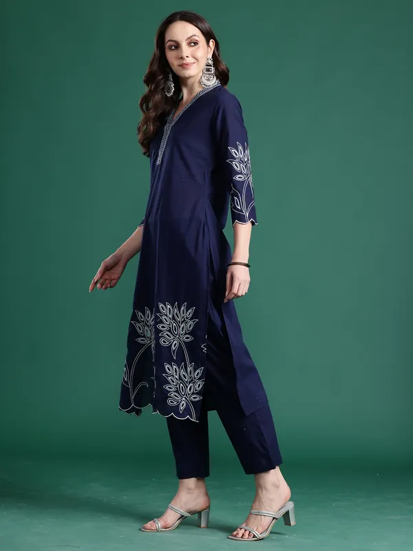 Navy_Blue_Embroidered_Pure_Cotton_Kurta_Trouser_Set