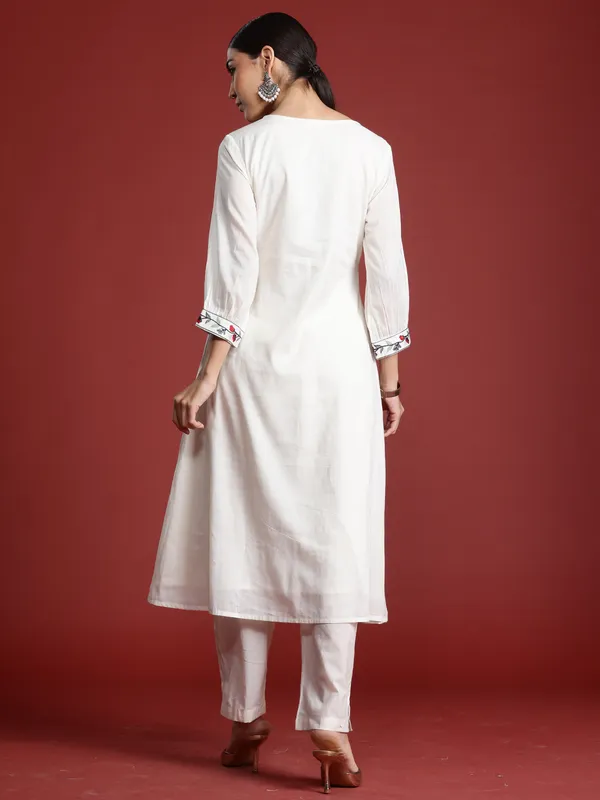 Off_White_Embroidered_Pure_Cotton_Kurta_Trouser_Set