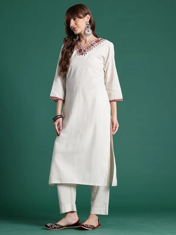 Off_White_Embroidered_Pure_Cotton_Kurta_Trouser_Set