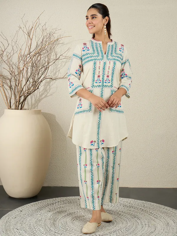 Off_White_Embroidered_Pure_Cotton_Kurta_Trouser_Set