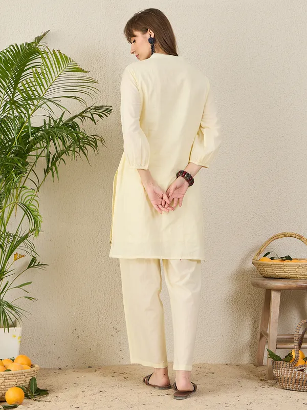 Off_White_Embroidered_Pure_Cotton_Kurta_Trouser_Set