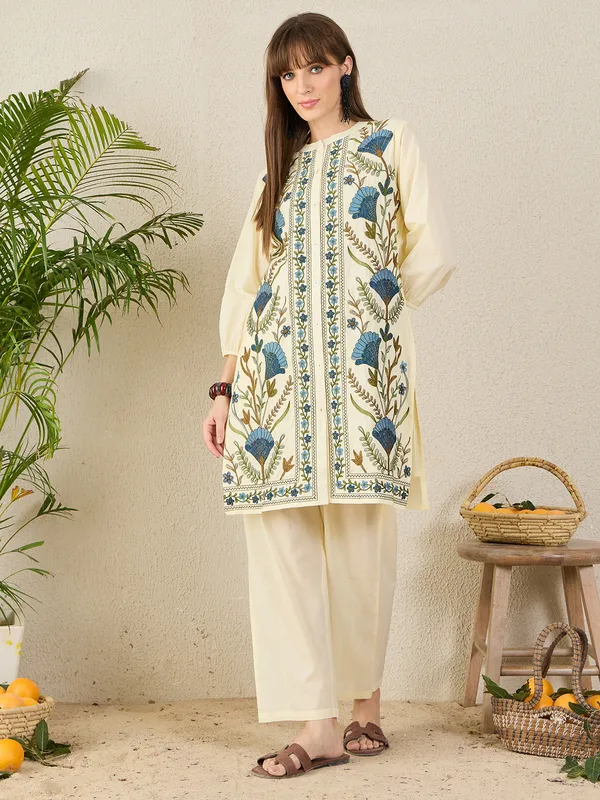 Off_White_Embroidered_Pure_Cotton_Kurta_Trouser_Set