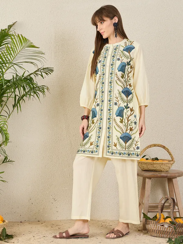 Off_White_Embroidered_Pure_Cotton_Kurta_Trouser_Set