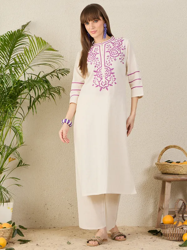 Off_White_Printed_Pure_Cotton_Kurta_Trouser_Set