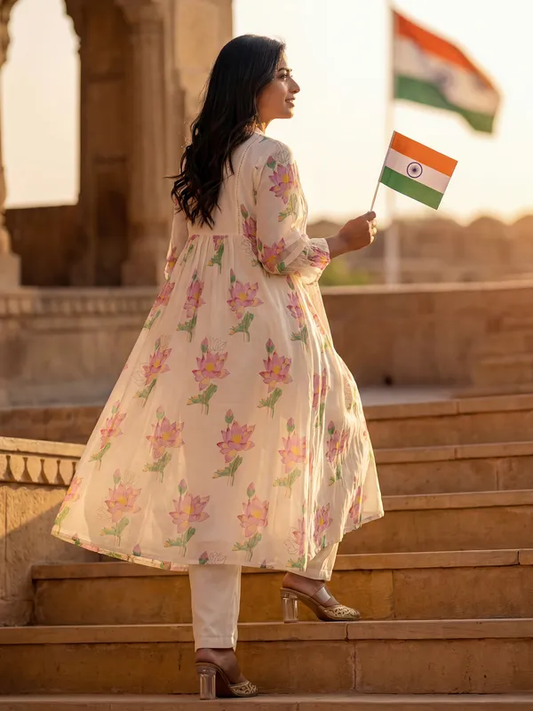 Off_White_Printed_Pure_Cotton_Kurta_Trouser_Set