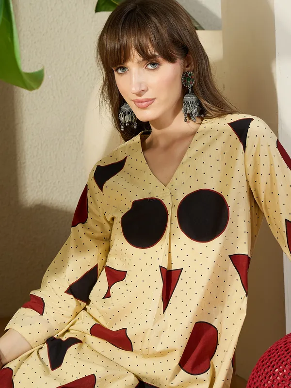 Off_White_Printed_Pure_Cotton_Kurta_Trouser_Set