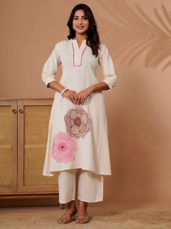 Off_White_Printed_Pure_Cotton_Kurta_Trouser_Set