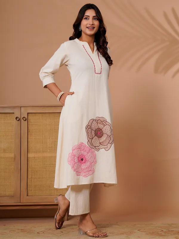 Off_White_Printed_Pure_Cotton_Kurta_Trouser_Set