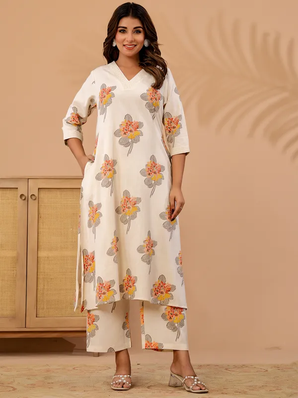 Off_White_Printed_Pure_Cotton_Kurta_Trouser_Set