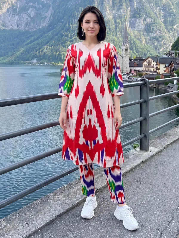 Off_White_Printed_Pure_Cotton_Kurta_Trouser_Set