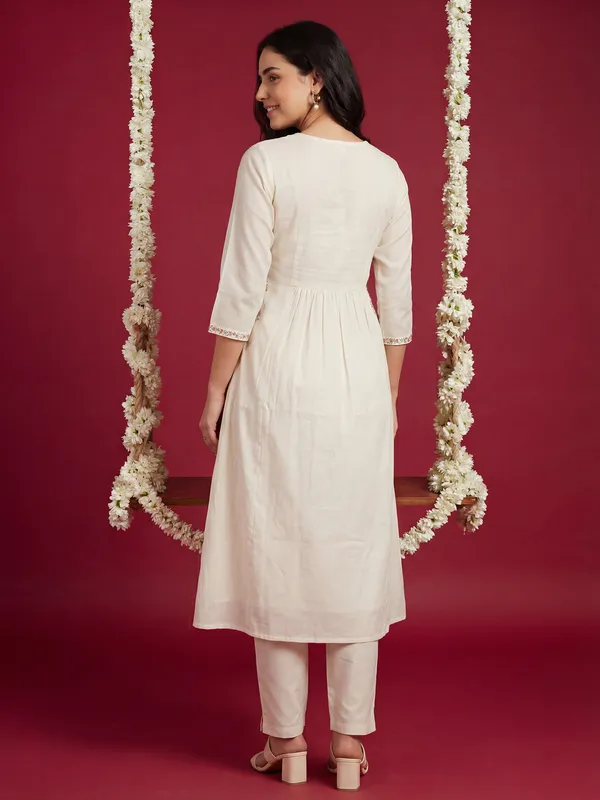 Off_White_Embroidered_Pure_Cotton_Kurta_Trouser_Set
