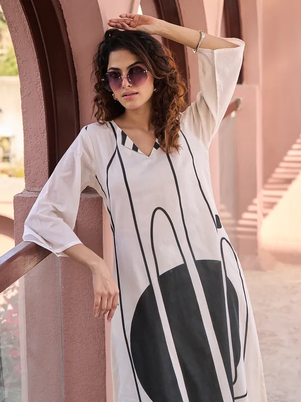Off_White_Printed_Pure_Cotton_Kurta_Trouser_Set
