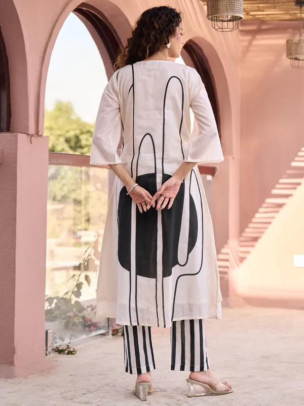 Off_White_Printed_Pure_Cotton_Kurta_Trouser_Set