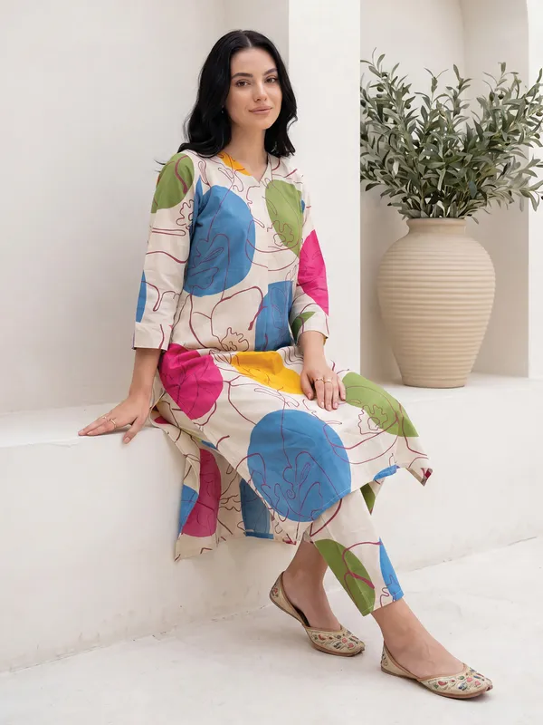 Off_White_Printed_Pure_Cotton_Kurta_Trouser_Set