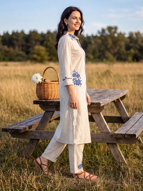 Off_White_Printed_Pure_Cotton_Kurta_Trouser_Set