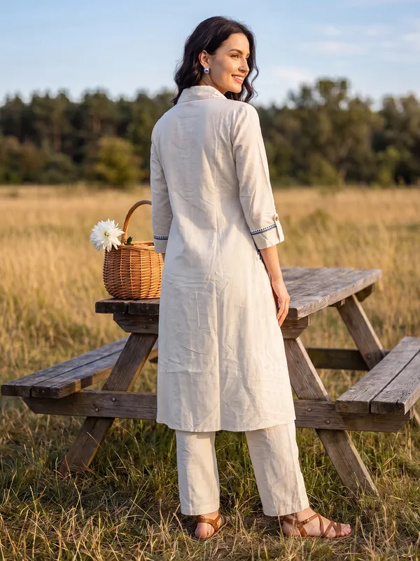 Off_White_Printed_Pure_Cotton_Kurta_Trouser_Set