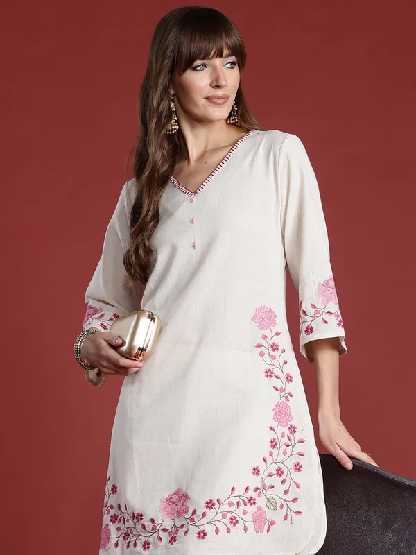 Off_White_Embroidered_Pure_Cotton_Kurta_Trouser_Set
