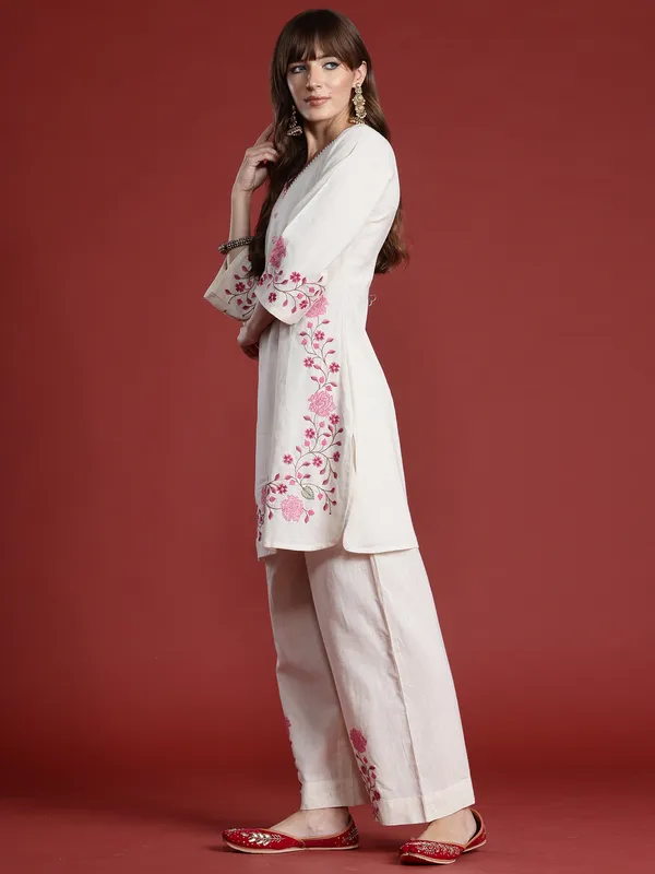 Off_White_Embroidered_Pure_Cotton_Kurta_Trouser_Set