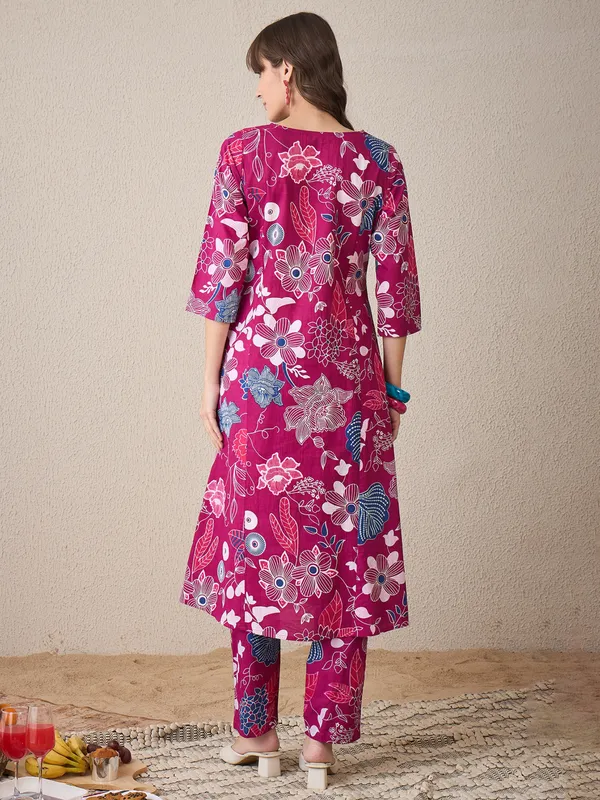Pink_Printed_Pure_Cotton_Kurta_Trouser_Set