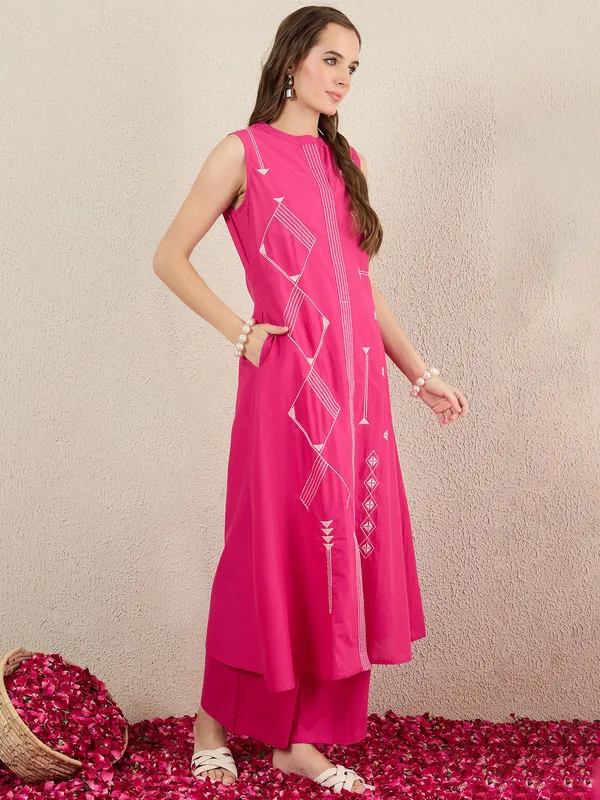 Pink_Embroidered_Pure_Cotton_Kurta_Trouser_Set