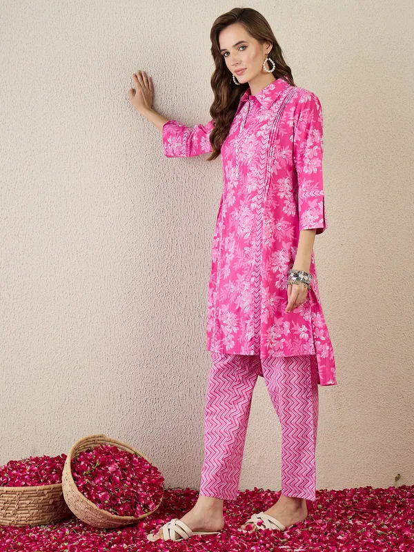 Pink_Printed_Pure_Cotton_Kurta_Trouser_Set