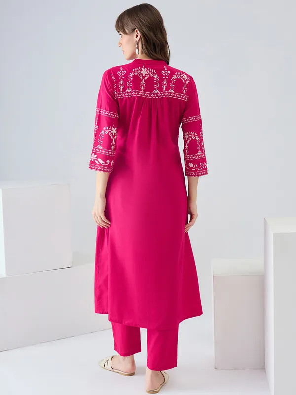 Pink_Embroidered_Pure_Cotton_Kurta_Trouser_Set