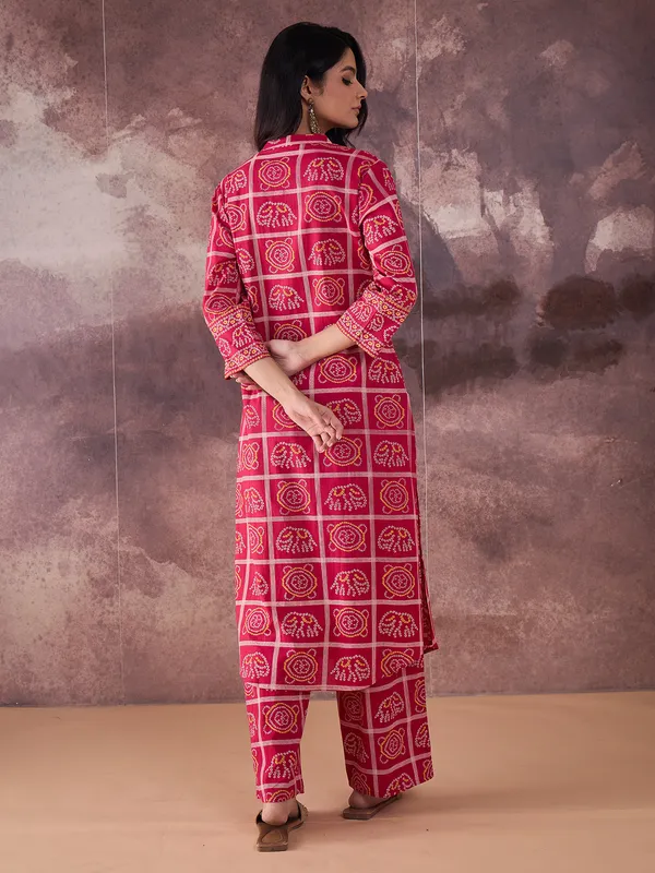 Pink_Embroidered_Pure_Cotton_Kurta_Trouser_Set