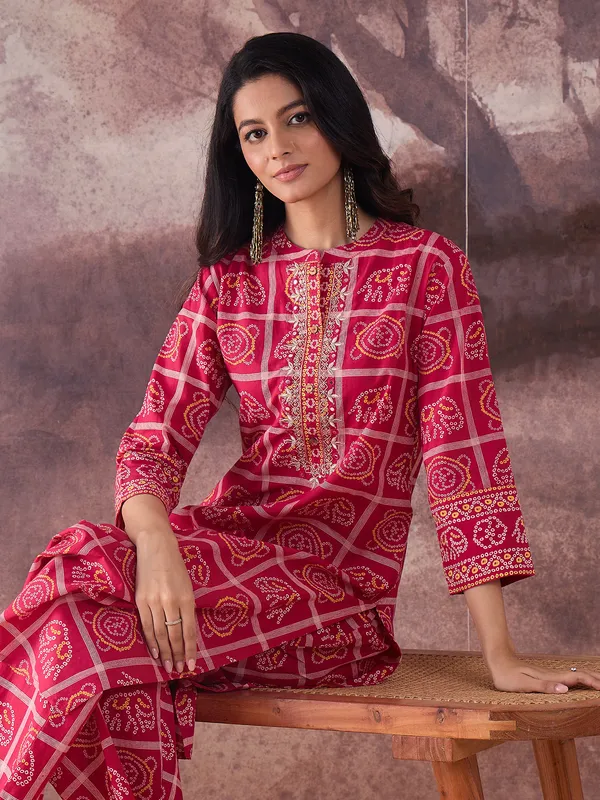 Pink_Embroidered_Pure_Cotton_Kurta_Trouser_Set