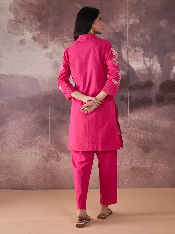 Pink_Printed_Pure_Cotton_Kurta_Trouser_Set