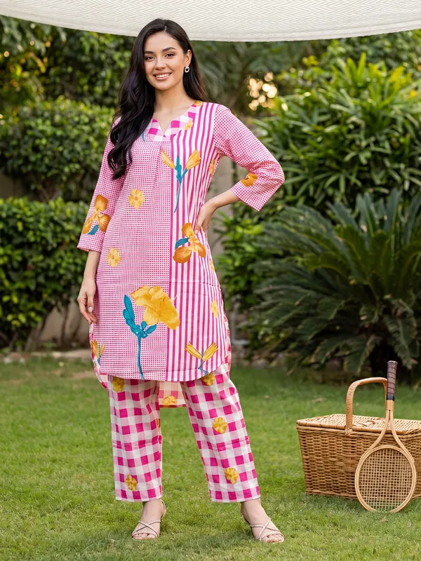 Pink_Printed_Pure_Cotton_Kurta_Trouser_Set