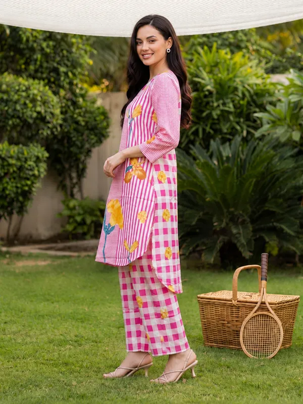 Pink_Printed_Pure_Cotton_Kurta_Trouser_Set