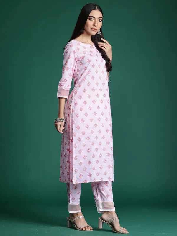 Pink_Printed_Pure_Cotton_Kurta_Trouser_Set