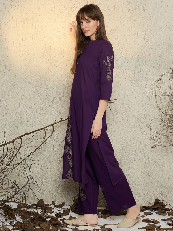 Purple_Embroidered_Pure_Cotton_Kurta_Trouser_Set