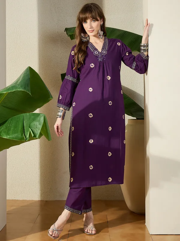 Purple_Embroidered_Pure_Cotton_Kurta_Trouser_Set