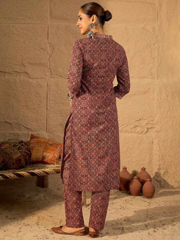 Red_Printed_Pure_Cotton_Kurta_Trouser_Set